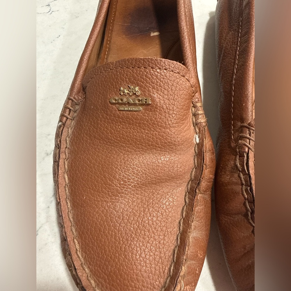 Coach Leather Loafer Flats Gold Logo Women's Size 10B Preppy - Picture 4 of 16